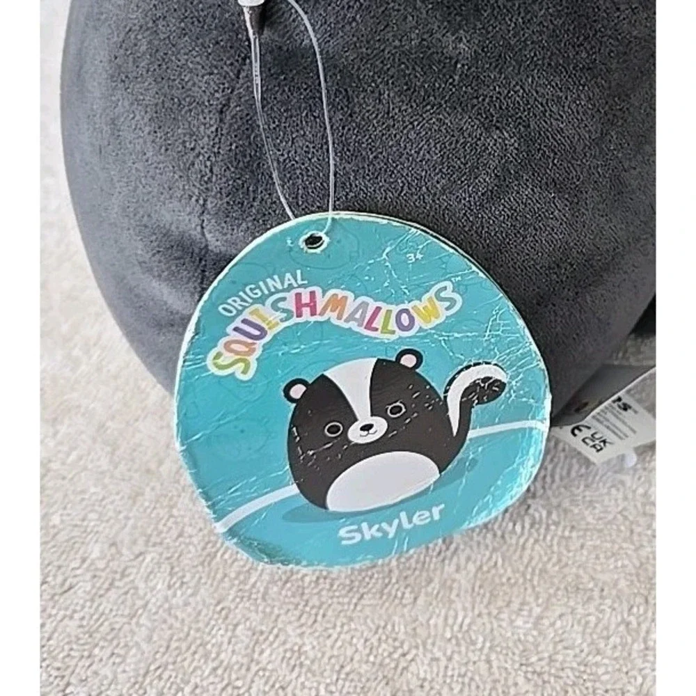 NWT Skyler Skunk Squishmellows Plush Gray Stuffed‎ Animal Collectible Toy 8